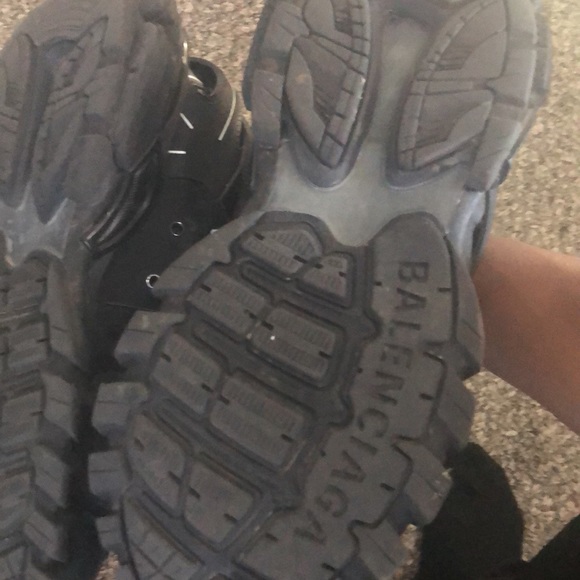 Balenciaga track size 7.5-8 must be able to pick them up or I can ship them - Picture 3 of 3